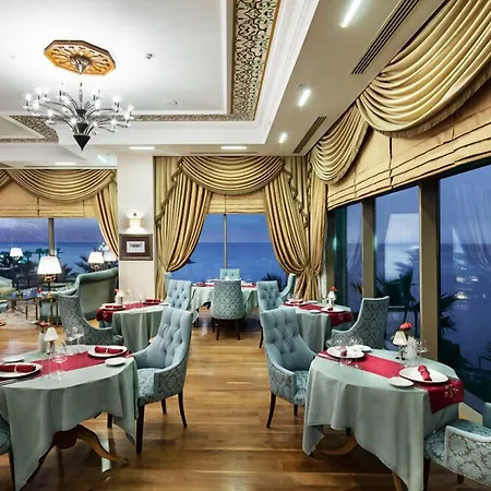Merit Royal Premium Casino & ホテル 5*