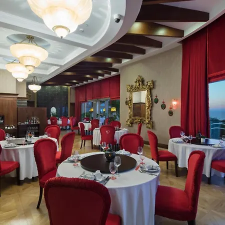 ホテル Merit Royal Premium Casino &