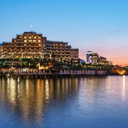 Merit Royal Premium Casino & Hotel