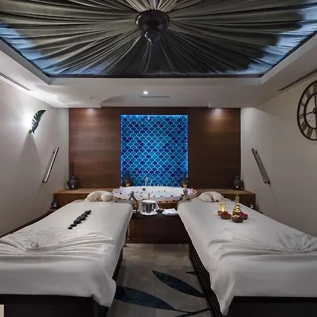 Merit Royal Premium Casino & 5*