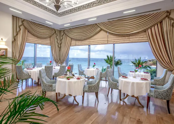 מלון Merit Royal Premium Casino & 5*